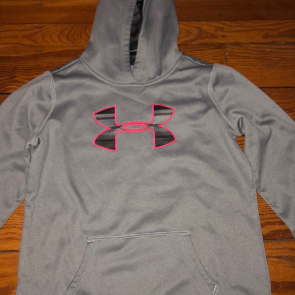 UNDER ARMOUR HOODIE